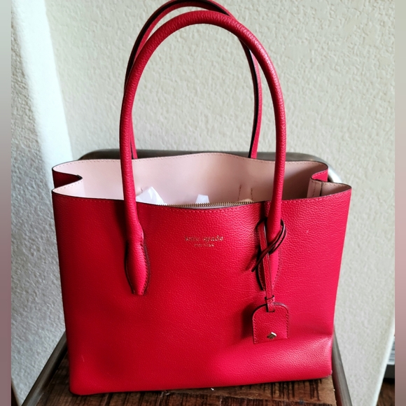 Cherry red Kate Spade handbag - Picture 2 of 8
